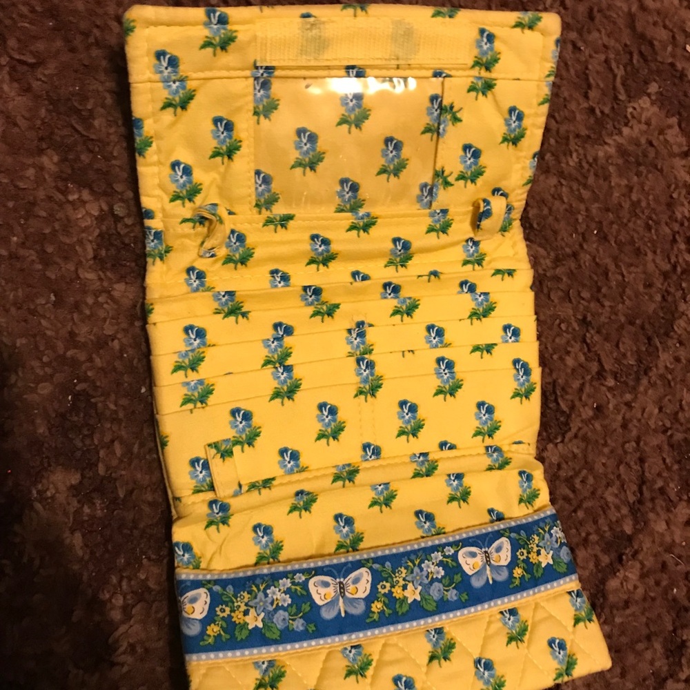 2 wallets. - Picture 7 of 7